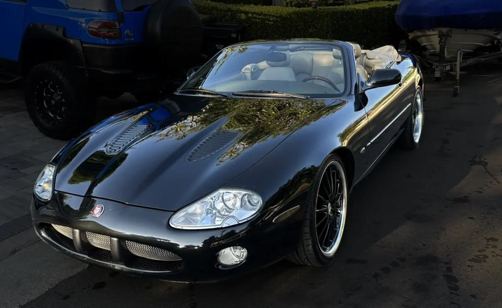 Jaguar XKR